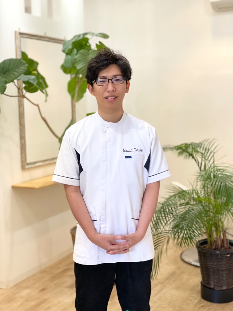 南魚沼市の美容室care メディカルトレーナー 直塚優（身体の歪みを整える専門家）